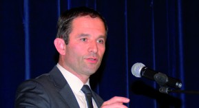 Benoit Hamon : « Pour améliorer l’organisation des soins en France, il ne faut pas négliger le rôle du pharmacien »