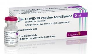 Vaccin AstraZeneca : plus de personnes à vacciner et plus de vaccinateurs