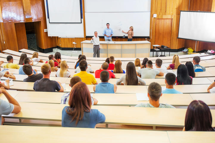 Formation : les études de pharmacie vont-elles séduire les jeunes ?