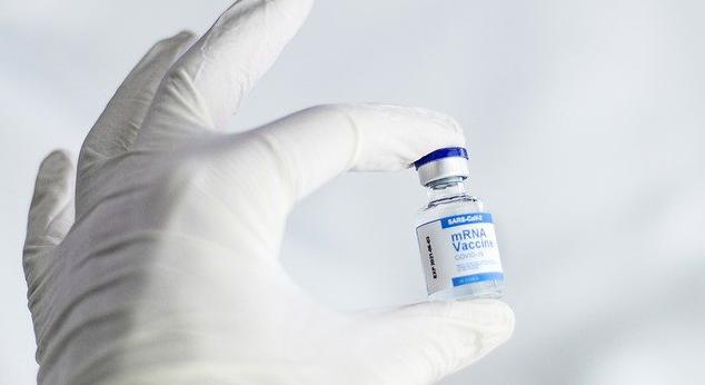 Vaccination contre le Covid-19, émission des attestations : et si les pharmaciens communiquaient…