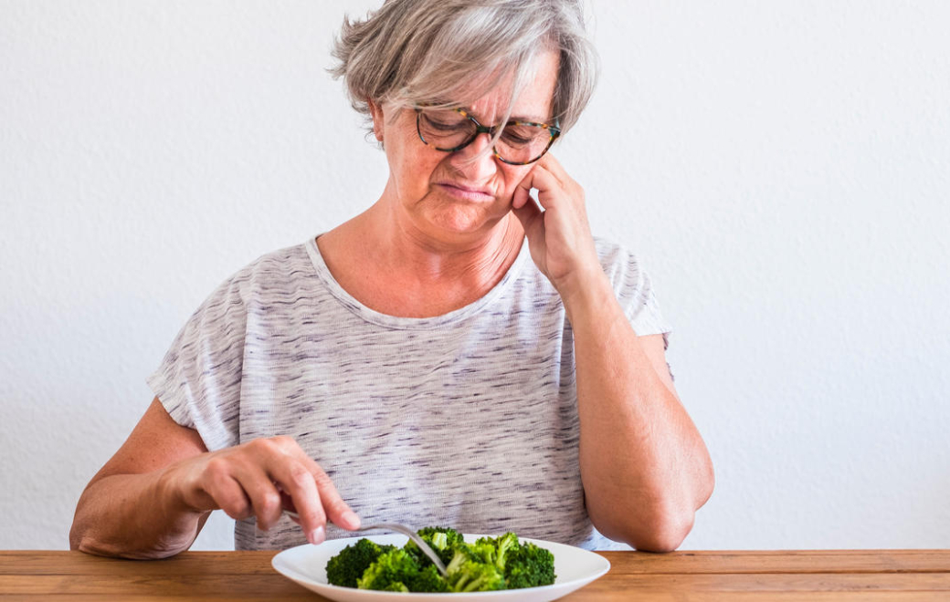 Dénutrition de la personne âgée : comment la dépister plus tôt