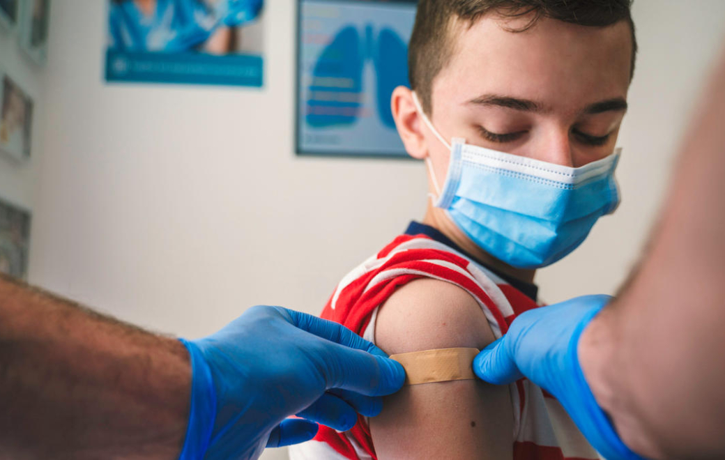 Vaccination anti-Covid-19 des 5-11 ans : quels enfants, quand et avec quels vaccins ? 