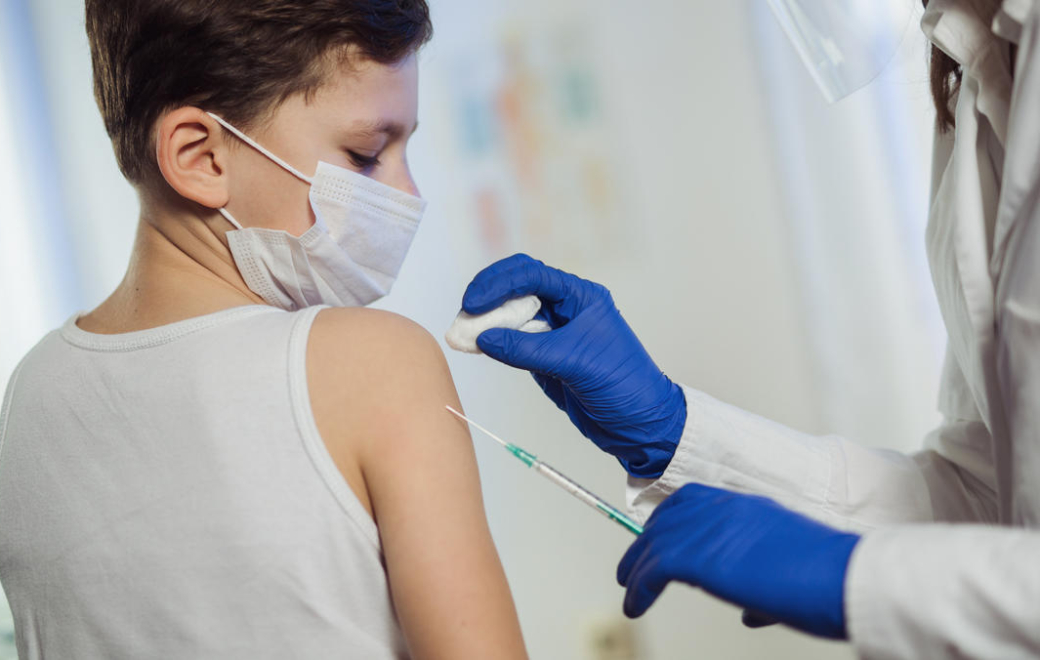 Vaccination anti-Covid-19 des 5-11 ans : le pharmacien, ce n’est pas pour tout de suite !