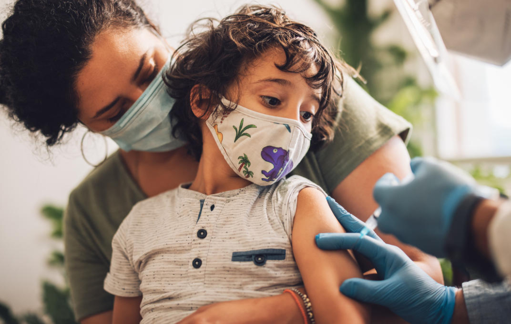 Vaccination anti-Covid-19 : la cible s’élargit à l’officine