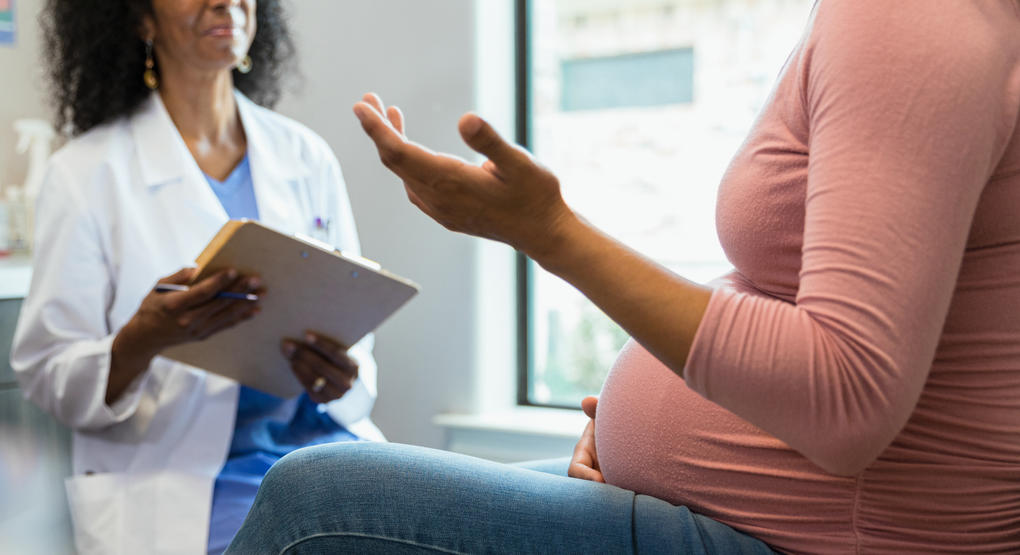 Droit de prescription : une liste élargie pour les sages-femmes