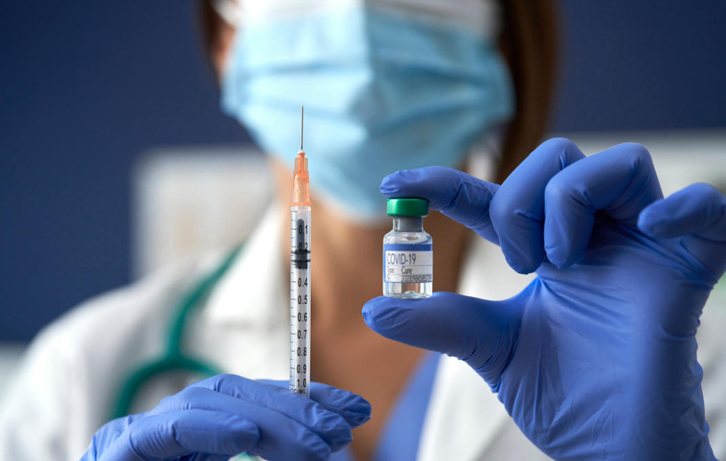 Obligation vaccinale : la HAS et le gouvernement persistent et signent