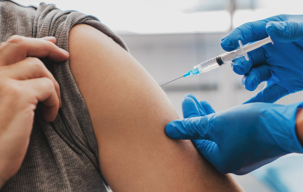 Grippe saisonnière : qui vaccine qui cet hiver ?