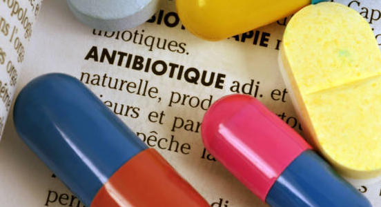 Antibiotiques : résister aux prescriptions inappropriées, mode d’emploi