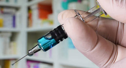 Vaccination en pharmacie : quelle formation pour prescrire les vaccins ?