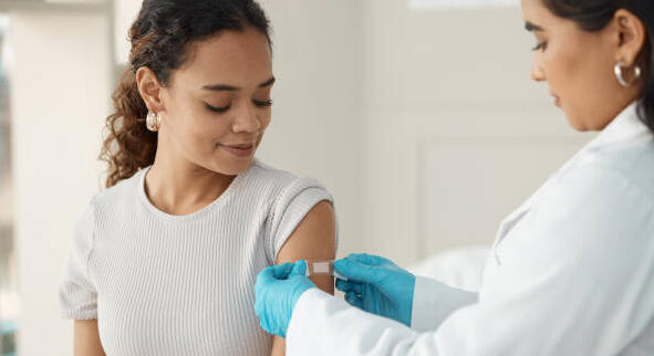 Vaccination des voyageurs à l’officine : titulaires et patients n’attendent que ça