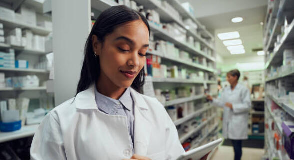 6 questions à destination des pharmaciens pour améliorer le référentiel qualité