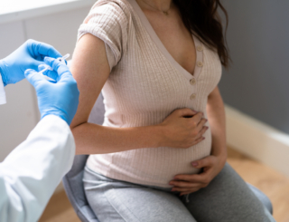 La vaccination des femmes enceintes contre la coqueluche