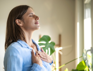 Baumes à visée décongestionnante respiratoire : quelles précautions d’emploi ?