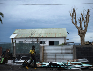 « À Mayotte, la situation ne s’améliore toujours pas »