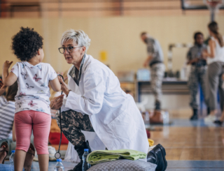 Aide médicale d’État : le gel des crédits acté