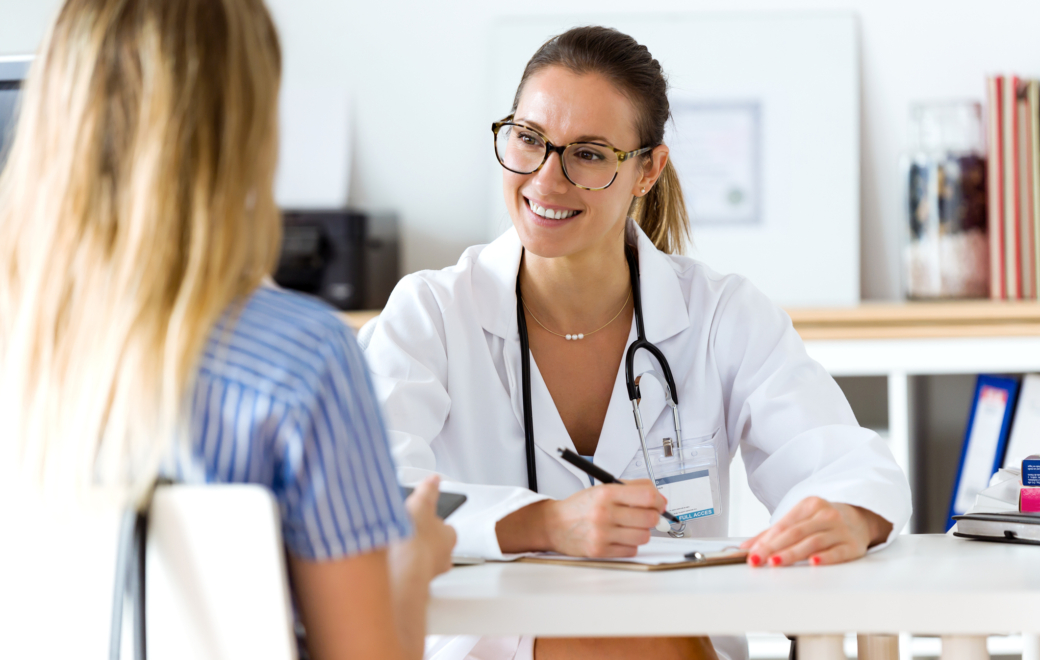 Médecine du travail : pourquoi les salariés font-ils l’objet d’un suivi renforcé ?